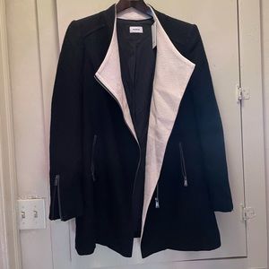 Marcs size 12 Women’s Black Zipper Coat